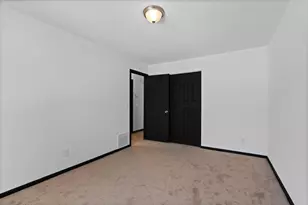 7409 74th Ave N, Brooklyn Park, MN 55428 - Photo 15