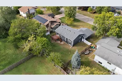 7409 74th Avenue N, Brooklyn Park, MN 55428 - Photo 27