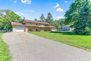 6040 Hemlock Ln N, Plymouth, MN 55442 - Photo 1