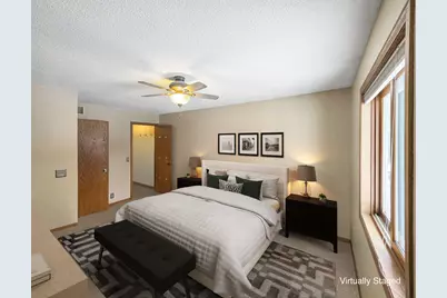 3323 Greenbrier Street, Vadnais Heights, MN 55127 - Photo 5