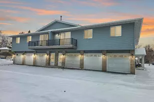 3323 Greenbrier St, Vadnais Heights, MN 55127 - Photo 9