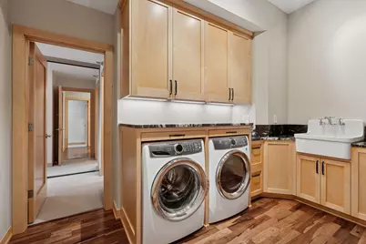 401 S 1st Street #1812, Minneapolis, MN 55401 - Photo 29