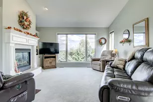 1600 Hallewood Blvd, New Richmond, WI 54017 - Photo 23