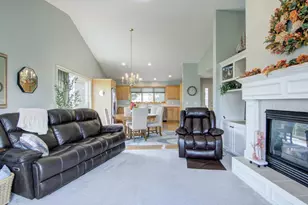 1600 Hallewood Blvd, New Richmond, WI 54017 - Photo 25