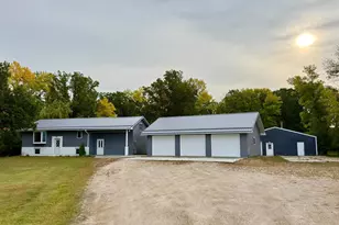 15636 US Hwy 59 NE, Thief River Falls, MN 56701 - Photo 3