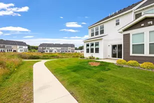 2585 Paddock Path, Shakopee, MN 55379 - Photo 23