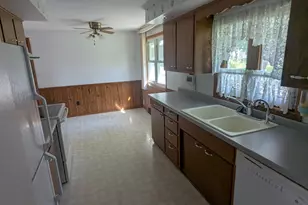 1608 Plainview Ln, Albert Lea, MN 56007 - Photo 9