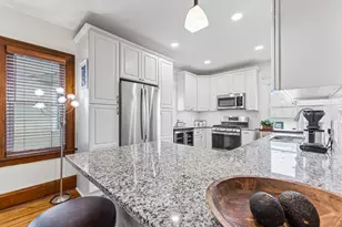 1470 Sherburne Ave, Saint Paul, MN 55104 - Photo 3