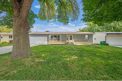 320 Park Street, Sherburn, MN 56171 - Photo 1