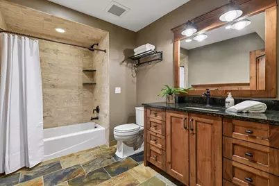 2323 Huntington Point Road W, Minnetonka Beach, MN 55391 - Photo 25