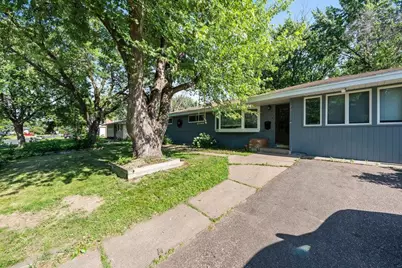 2813 Ohenry Road, Brooklyn Center, MN 55430 - Photo 1