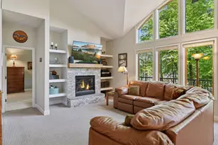 6040 Oakview Ct, Shorewood, MN 55331 - Photo 7