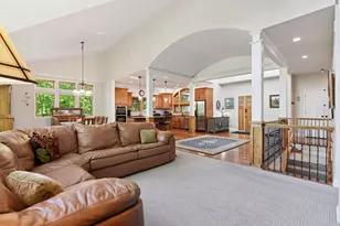 6040 Oakview Ct, Excelsior, MN 55331 - Photo 7