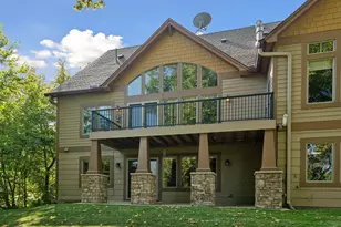 6040 Oakview Ct, Shorewood, MN 55331 - Photo 11