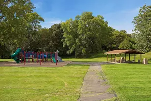 6040 Oakview Ct, Shorewood, MN 55331 - Photo 95