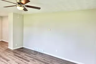 1706 31st St SW, Austin, MN 55912 - Photo 21