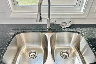 1706 31st St SW, Austin, MN 55912 - Photo 9