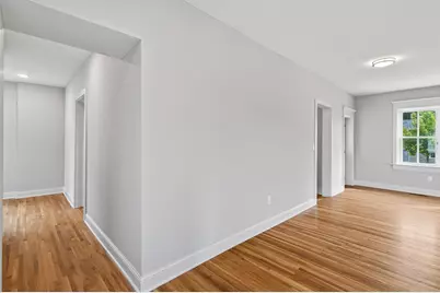 211 N Walnut Street, Chaska, MN 55318 - Photo 9