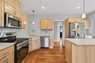 211 N Walnut St, Chaska, MN 55318 - Photo 13