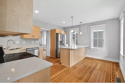 211 N Walnut Street, Chaska, MN 55318 - Photo 11