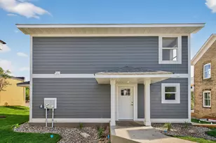 213 N Walnut St, Chaska, MN 55318 - Photo 5