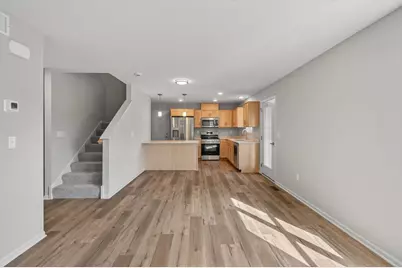 213 N Walnut Street, Chaska, MN 55318 - Photo 9