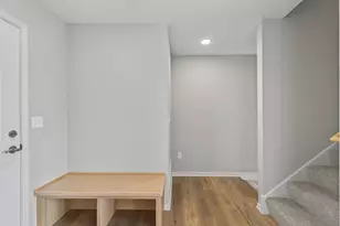 215 N Walnut St, Chaska, MN 55318 - Photo 7