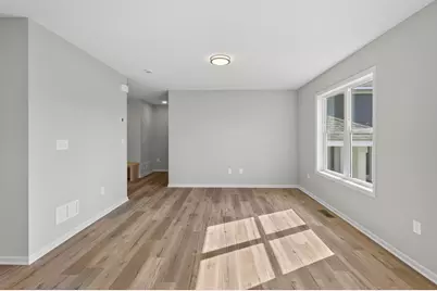 215 N Walnut Street, Chaska, MN 55318 - Photo 11