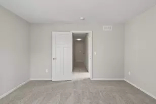 215 N Walnut St, Chaska, MN 55318 - Photo 19