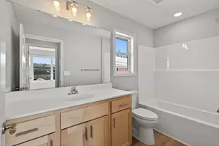 215 N Walnut St, Chaska, MN 55318 - Photo 21