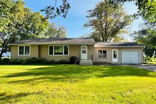 302 Lois Ave S, Herman, MN 56248 - Photo 1