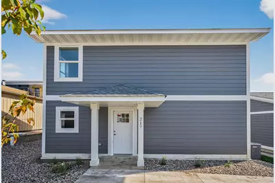 217 N Walnut Street, Chaska, MN 55318 - Photo 3