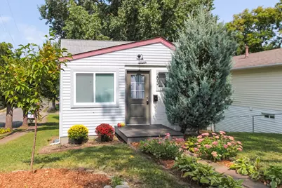 293 Curtice Street E, Saint Paul, MN 55107 - Photo 1