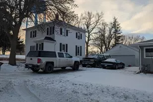 96 7th St SW, Wells, MN 56097 - Photo 3