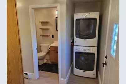 96 7th Street SW, Wells, MN 56097 - Photo 7