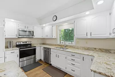 1606 Reichert Avenue, Red Wing, MN 55066 - Photo 9