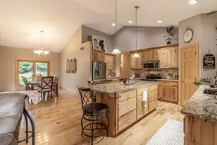 124 Jay St, Le Sueur, MN 56058 - Photo 11