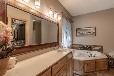 124 Jay Street, Le Sueur, MN 56058 - Photo 29