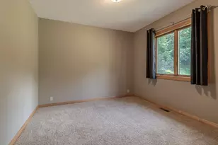 124 Jay St, Le Sueur, MN 56058 - Photo 35