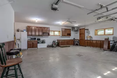 124 Jay Street, Le Sueur, MN 56058 - Photo 47