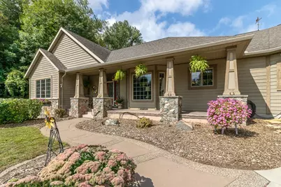 124 Jay Street, Le Sueur, MN 56058 - Photo 3