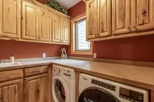 124 Jay St, Le Sueur, MN 56058 - Photo 25