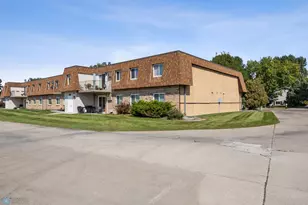 2320 20th Ave S, Fargo,  58103 - Photo 25