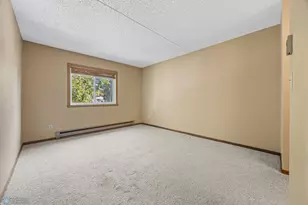 2320 20th Ave S, Fargo,  58103 - Photo 25