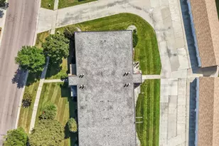 2320 20th Ave S, Fargo,  58103 - Photo 39