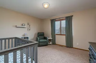 320 Grovebrook Ct, Mankato, MN 56001 - Photo 33