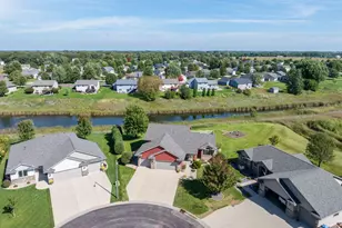 320 Grovebrook Ct, Mankato, MN 56001 - Photo 45