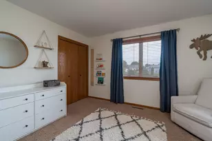 320 Grovebrook Ct, Mankato, MN 56001 - Photo 35