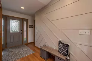 320 Grovebrook Ct, Mankato, MN 56001 - Photo 3