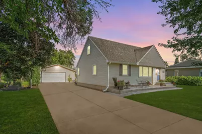 16 4th Avenue SE, Osseo, MN 55369 - Photo 1